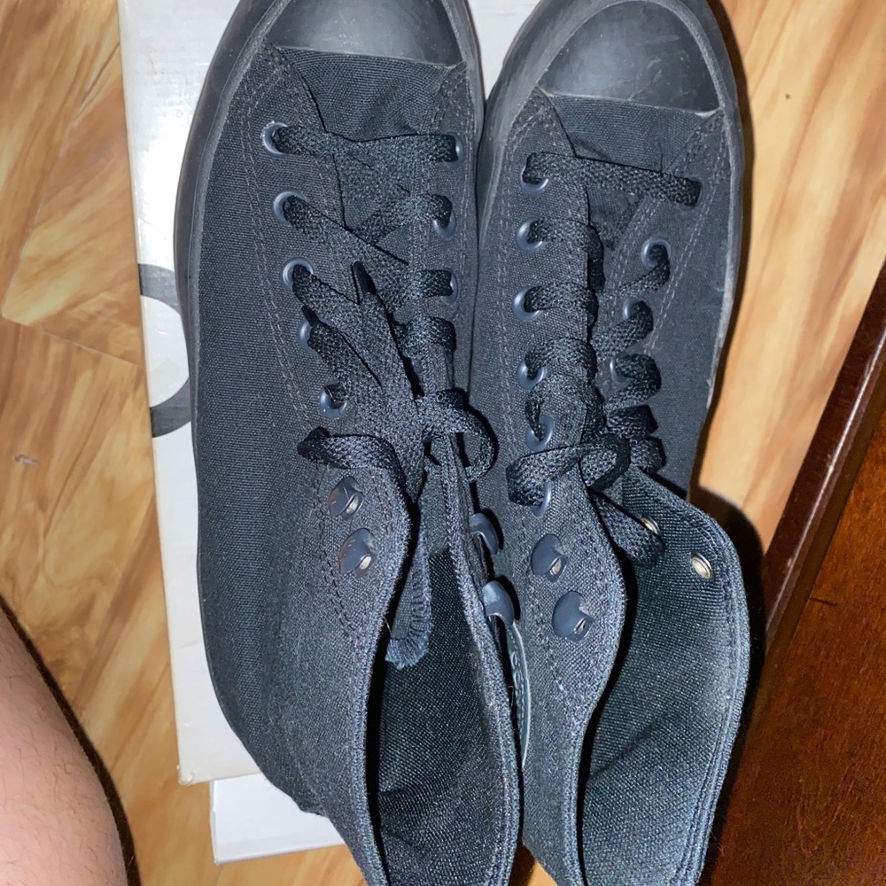 Converse all black Womens